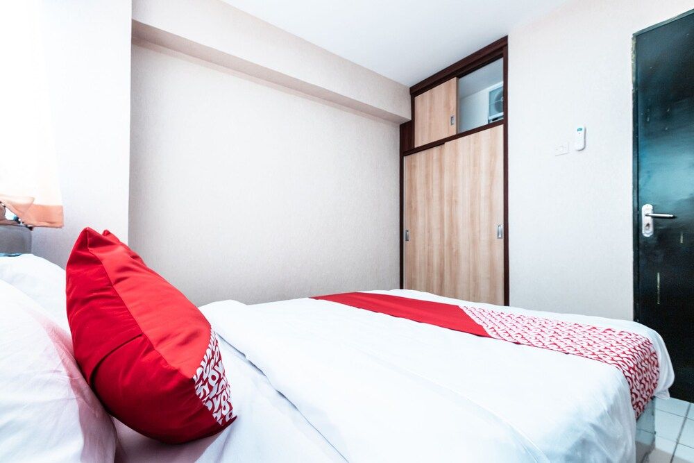 OYO 2122 Qubic Family Suite