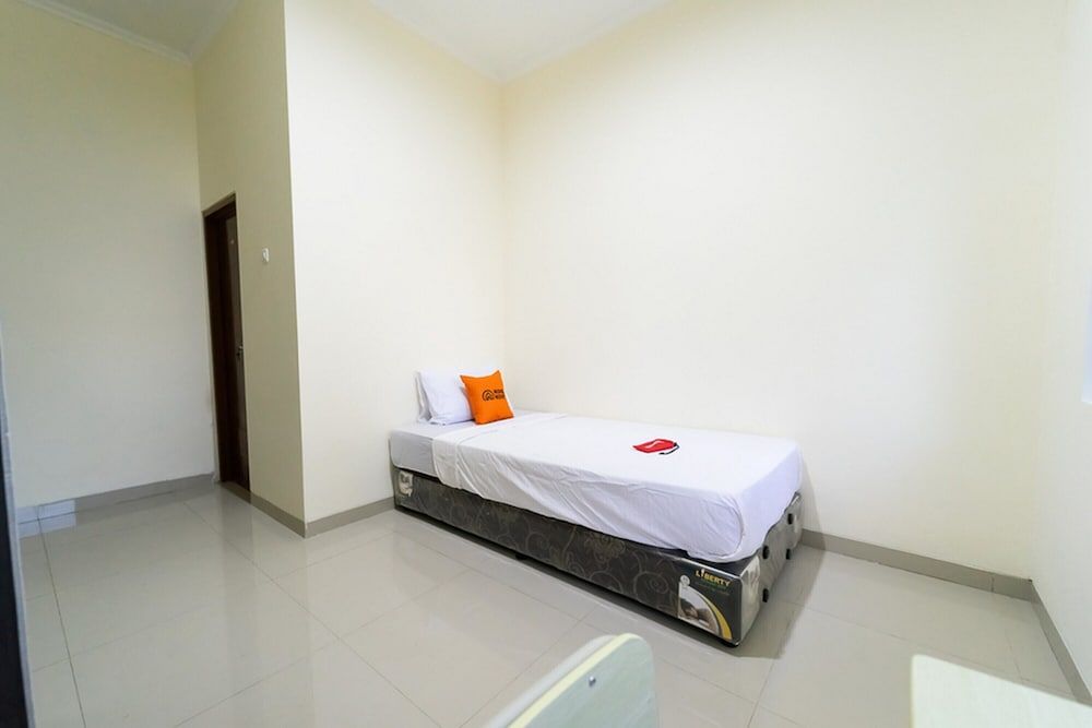 undefined KoolKost near Universitas Tarumanegara 6