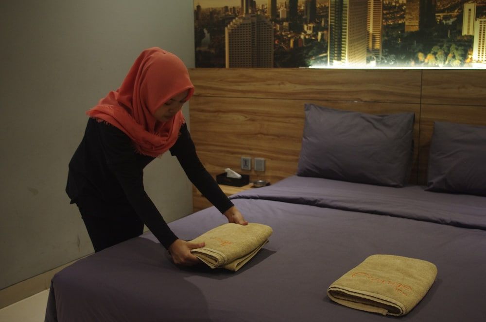 Orange Inn Hotel Mangga Besar Deluxe Double Room 9