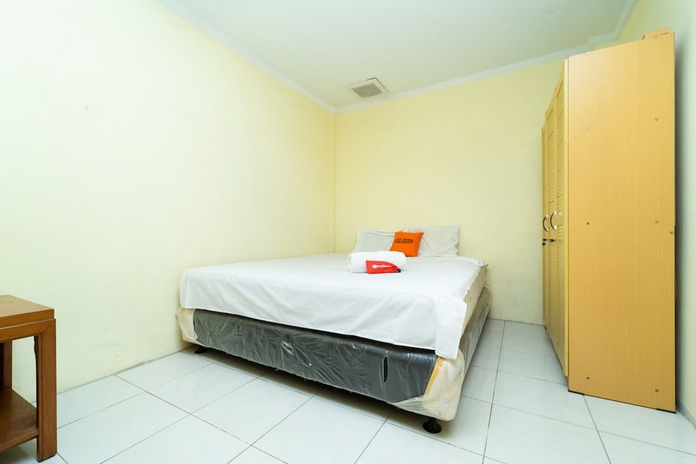 undefined KoolKost Syariah near STIE Trianandra 4