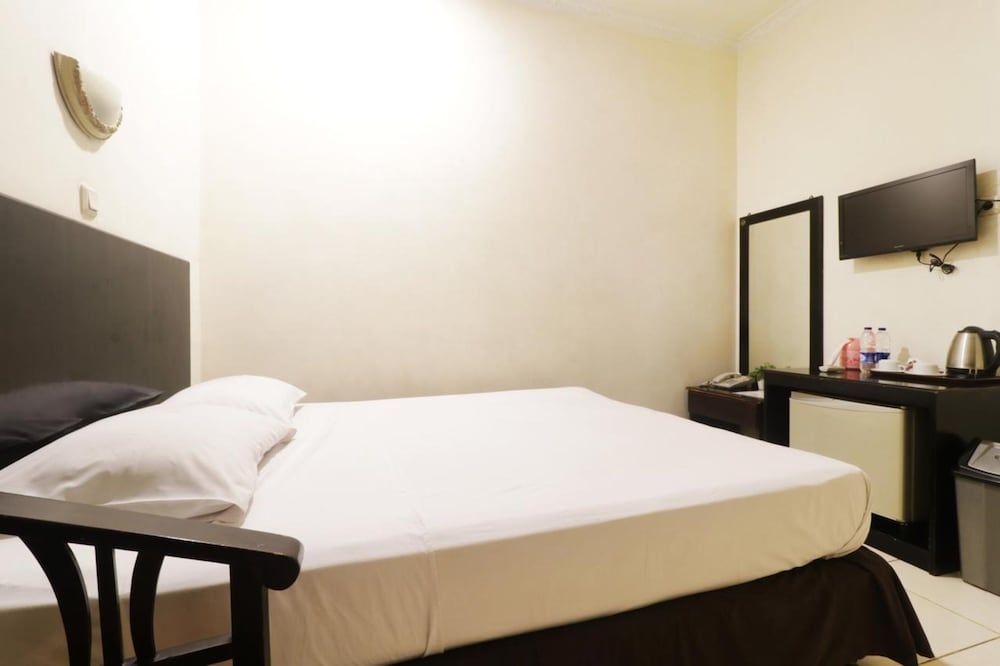 undefined Hotel Gani 8