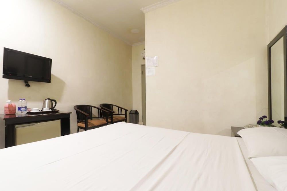 undefined Hotel Gani 5