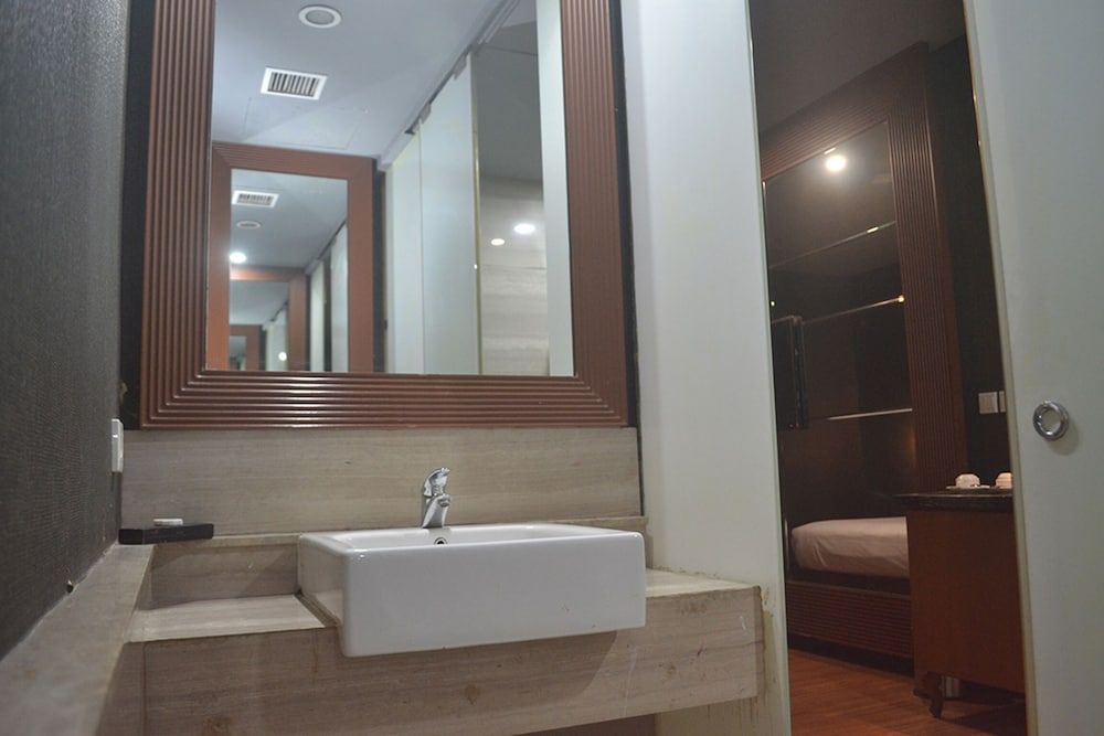 108 Hotel by HIM Superior Double Room (Room Only) 3