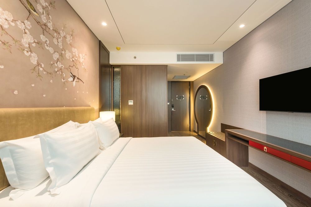 Ashley Tang Menteng Jakarta Superior Queen Room 2