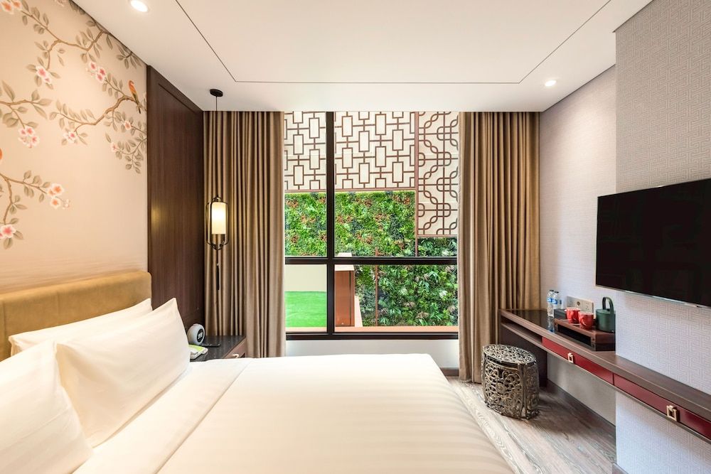 Ashley Tang Menteng Jakarta Superior Queen Room