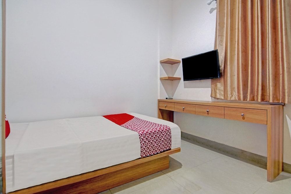 undefined Capital O 90432 Family Residence Near SCBD, Ciwalk, Mall Casablanca 9