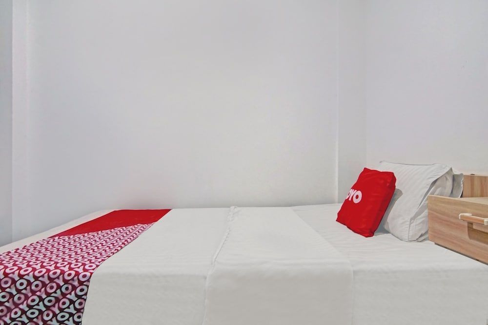 Capital O 90432 Family Residence Near SCBD, Ciwalk, Mall Casablanca Standard Double Room 4