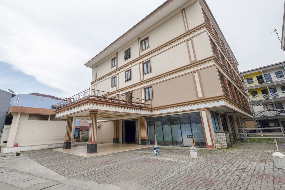 undefined Hotel O Cibubur Near Cibubur Junction Formerly Comfort Residence 3
