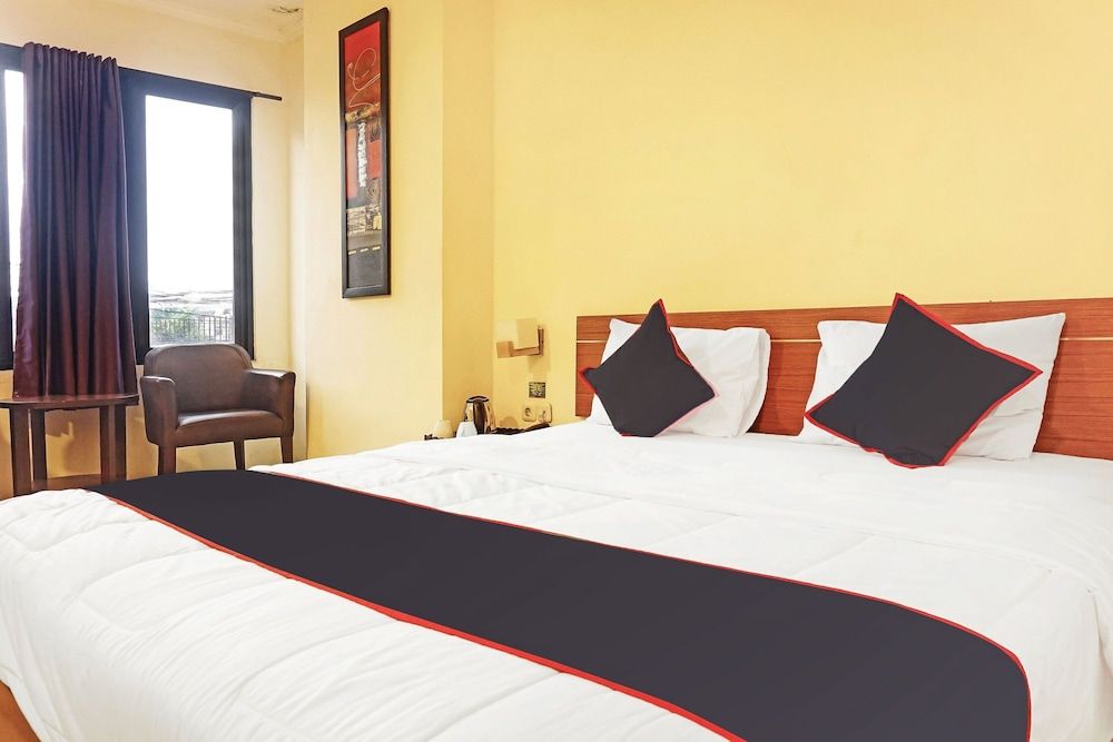 undefined Collection O 91409 Hotel Fiducia Otista 153 - 157