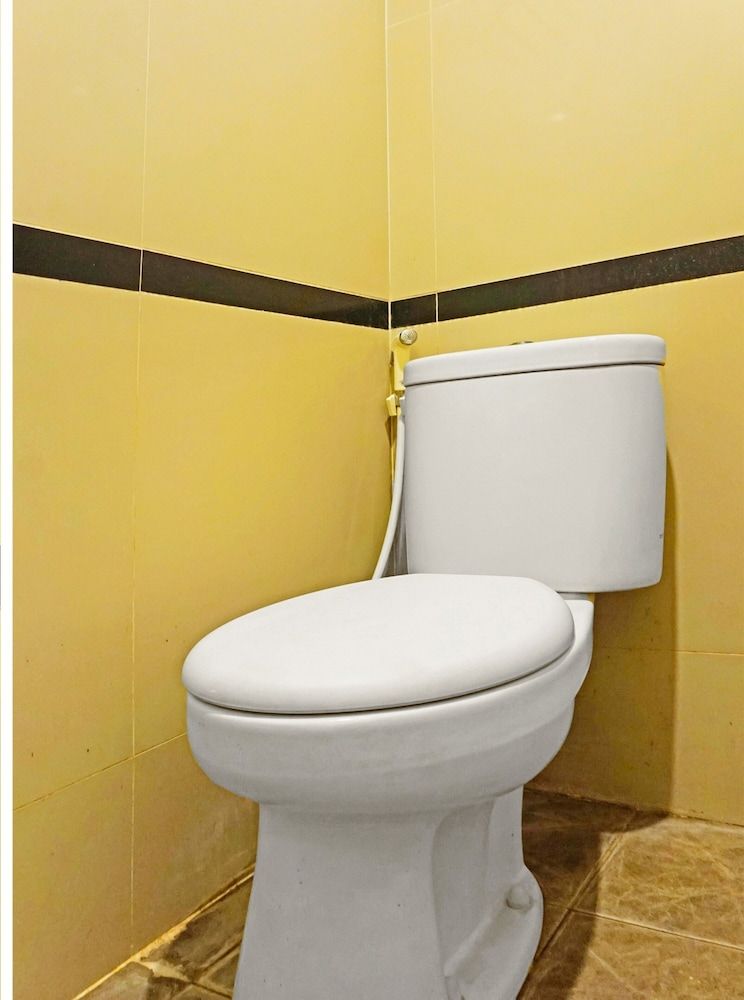 Collection O 91409 Hotel Fiducia Otista 153 - 157 Standard Twin Room 6