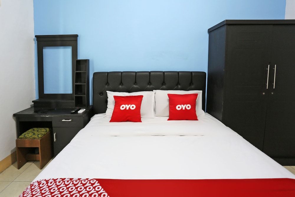 OYO 3865 Wisma Niaga Standard Double Room 13