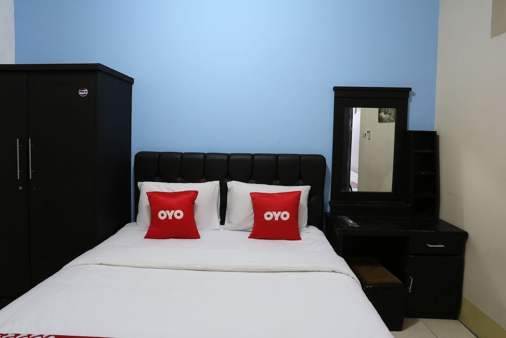 undefined OYO 3865 Wisma Niaga 6