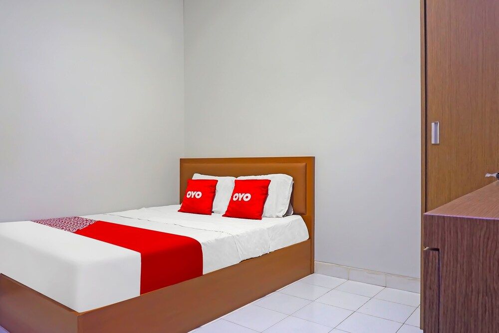 Capital O 92180 Orange Garden 47 Near Lapangan Bulutangkis Parahyangan Taman Sari Standard Double Room 8