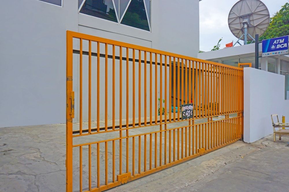 undefined Capital O 92180 Orange Garden 47 Near Lapangan Bulutangkis Parahyangan Taman Sari