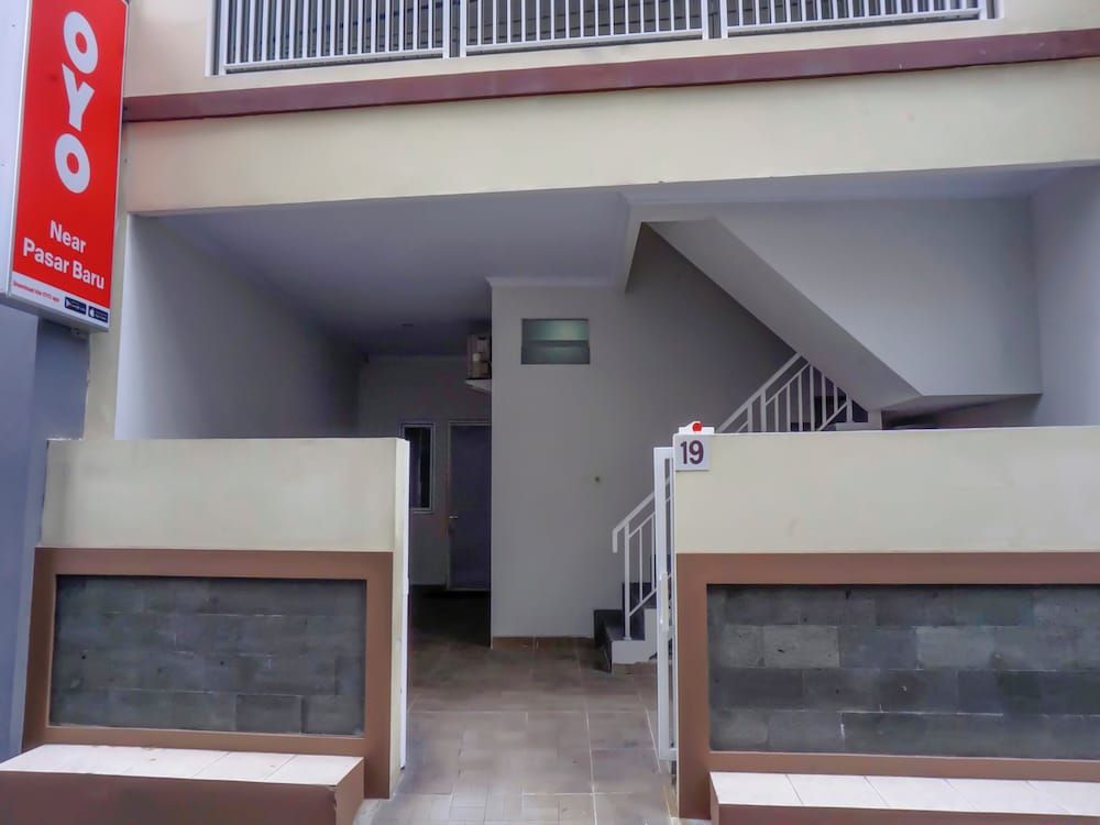 undefined Super OYO 90115 Near Pasar Baru 8