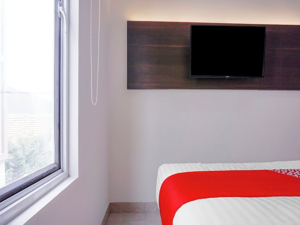 Super OYO 90115 Near Pasar Baru Standard Double Room 17
