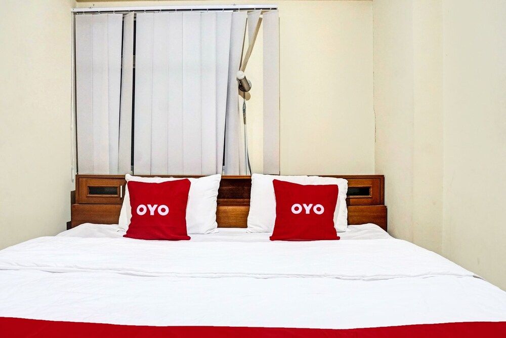 undefined Capital O 91820 S&a Collection 2 10