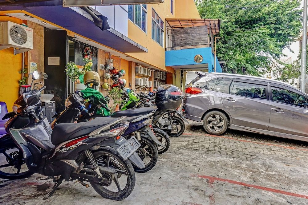undefined Super OYO 90692 Point Hostel 6