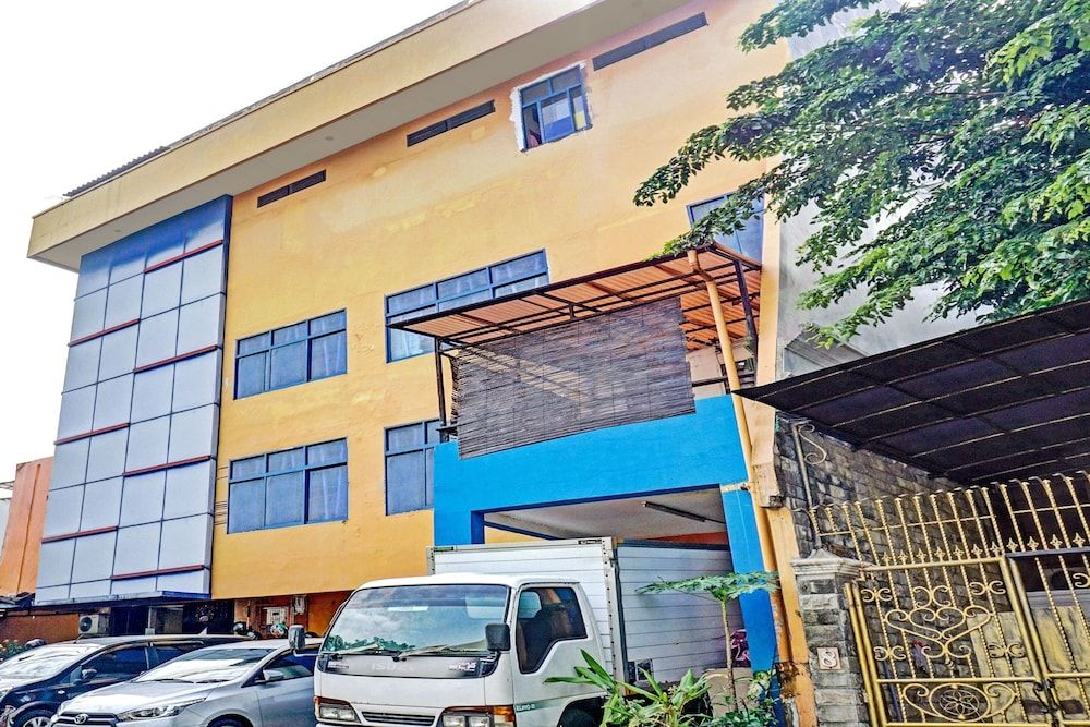 undefined Super OYO 90692 Point Hostel 8