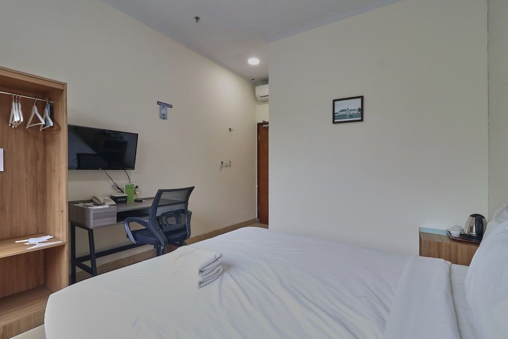 undefined Aranis Hotel 9