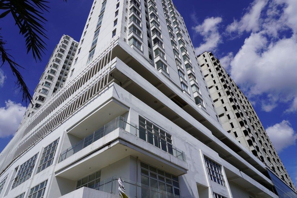 undefined Series Hotel Sudirman 2