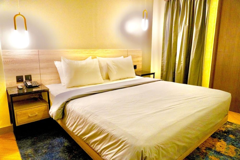undefined Series Hotel Sudirman 8