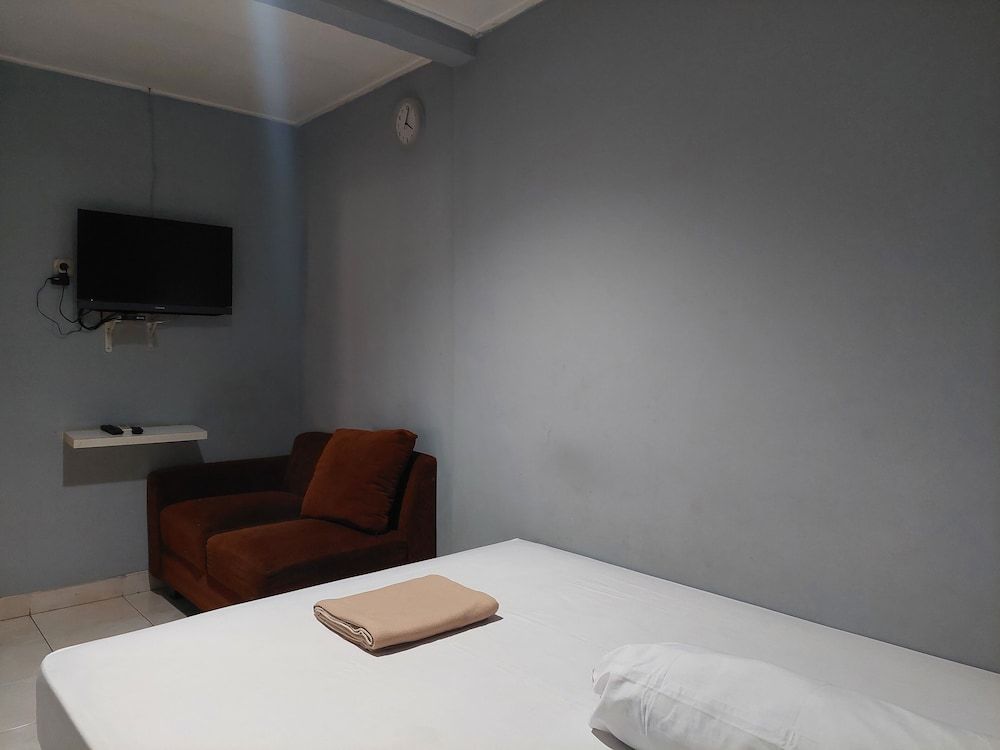 Pondok Seruni Kemanggisan Jakarta Standard Double Room 10