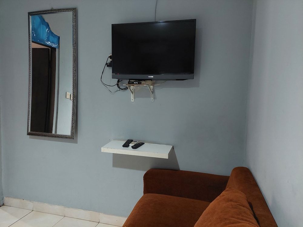 Pondok Seruni Kemanggisan Jakarta Standard Double Room 11