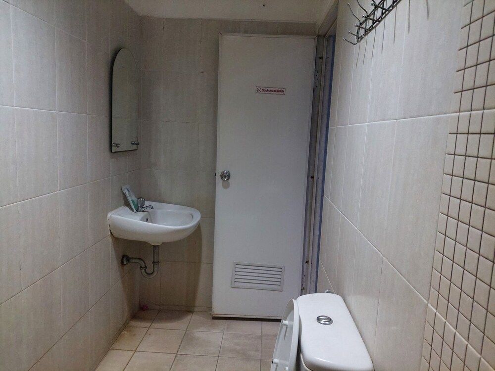 Pondok Seruni Kemanggisan Jakarta Standard Double Room 7