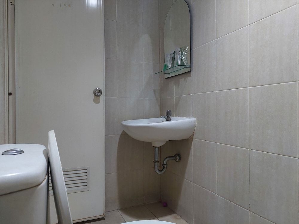 Pondok Seruni Kemanggisan Jakarta Deluxe Room 5