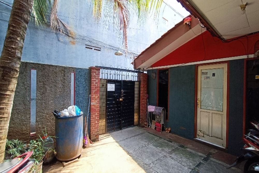 undefined OYO 91341 D'phoenix Anggrek Syariah Residence Near Masjid Jami' Al Amin 4