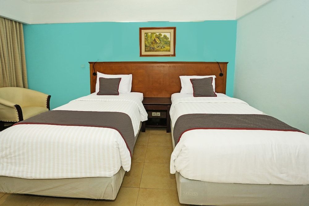 undefined Collection O 91898 Series Hotel Kuningan 2