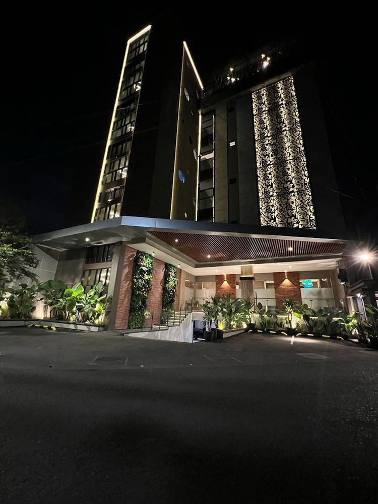 undefined The Mango Suites by Flat06 6