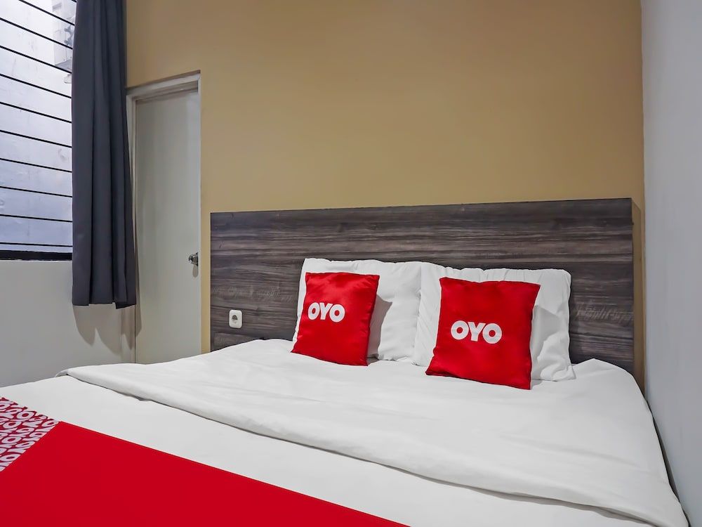 OYO 92150 One 2 Residence Standard Double Room 8