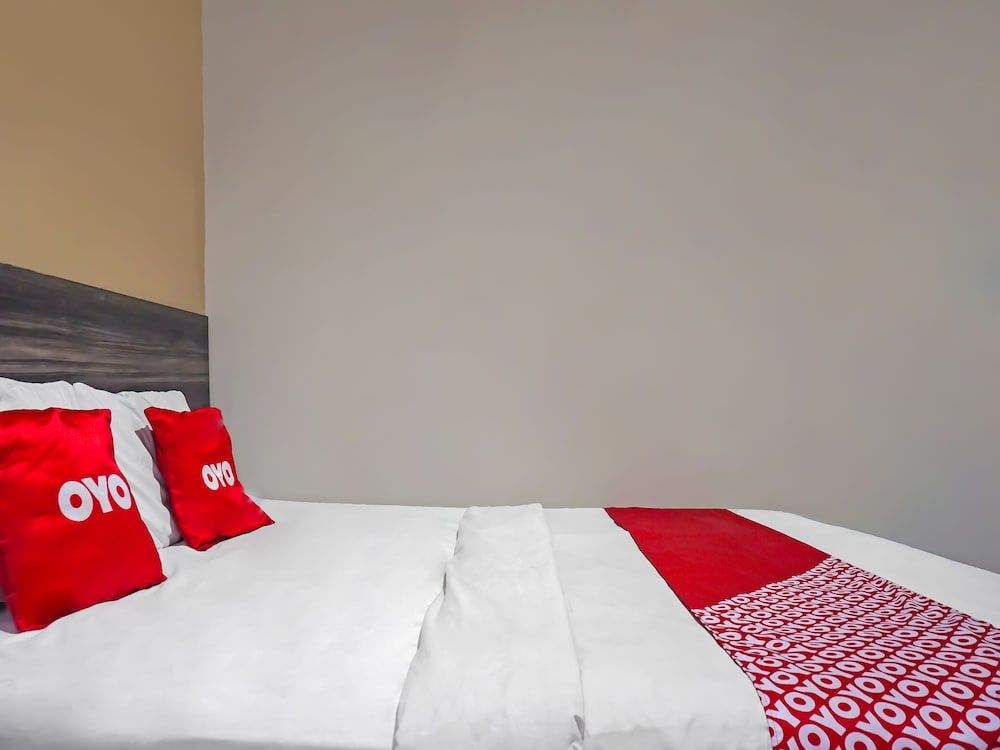 OYO 92150 One 2 Residence Standard Double Room 12