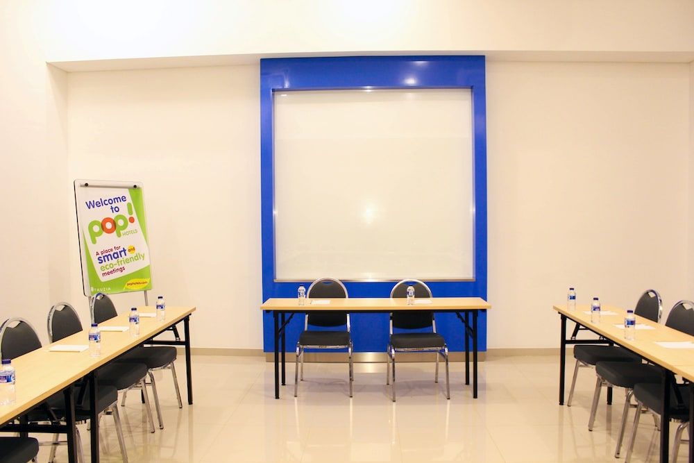 undefined POP! Hotel Kelapa Gading Jakarta 7