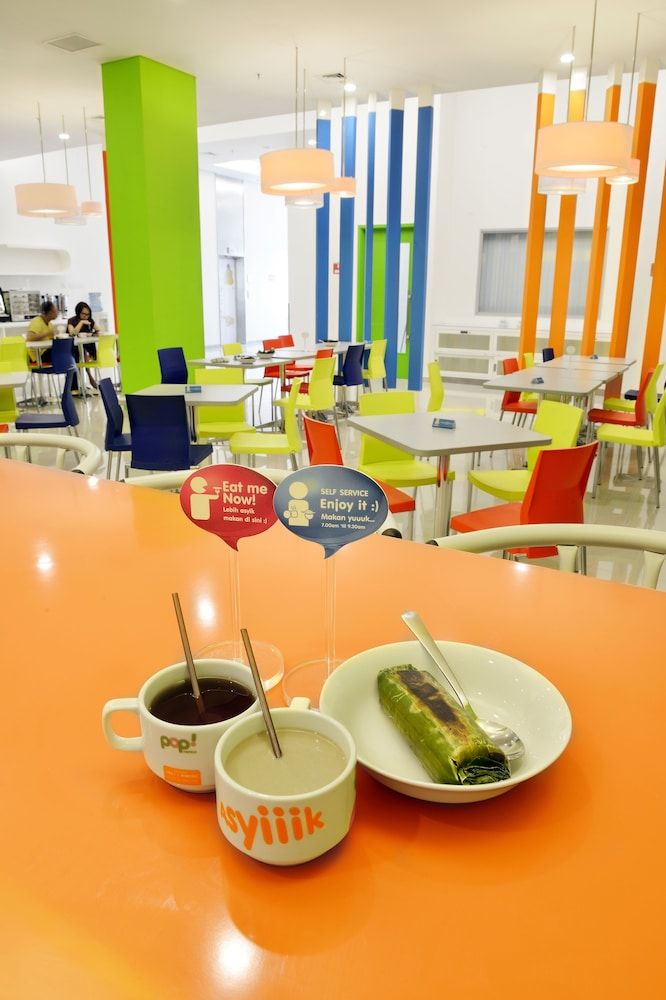 undefined POP! Hotel Kelapa Gading Jakarta 10