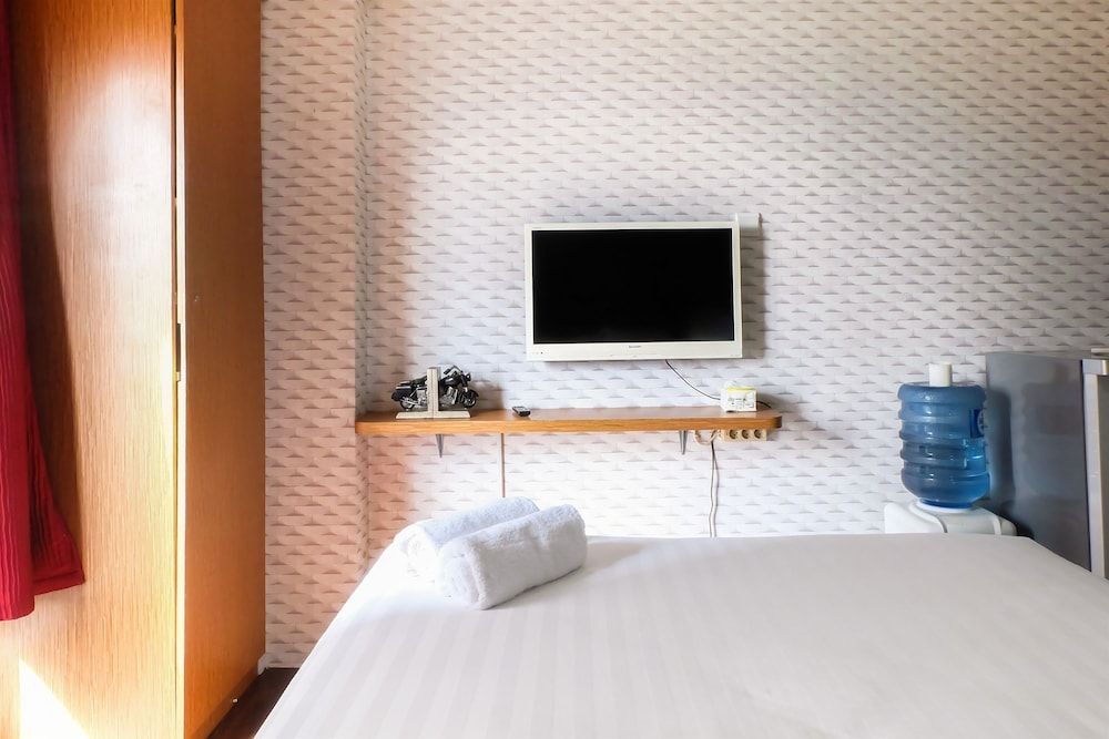 Great Location Sunter Park View Studio Apartment Room 6