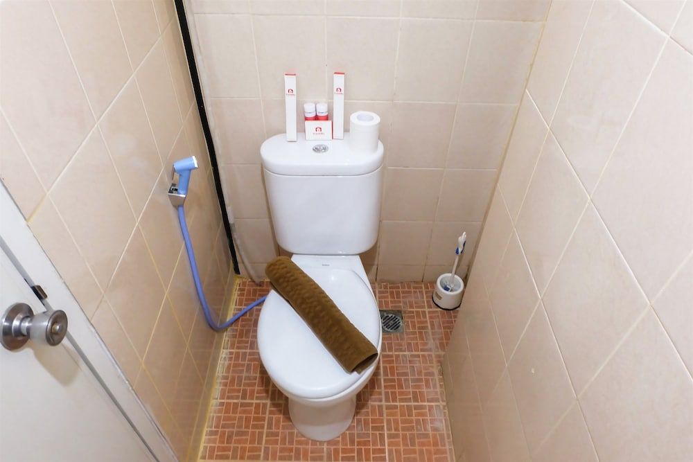 Great Location Sunter Park View Studio Apartment Room 15