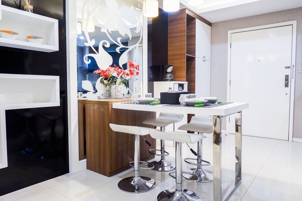 Furnished 1BR City View Casa Grande Apartment Room 10