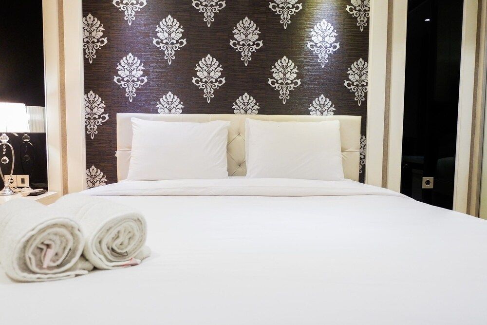 undefined Furnished 1BR City View Casa Grande Apartment 5