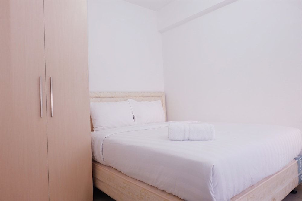 undefined Cozy Baywalk Apartment At Green Bay 8