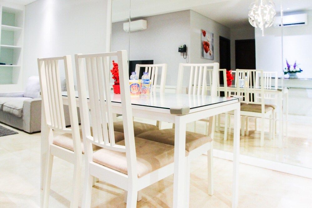 undefined Minimalist New Furnish 2BR L'avenue Apartment near Tebet 4