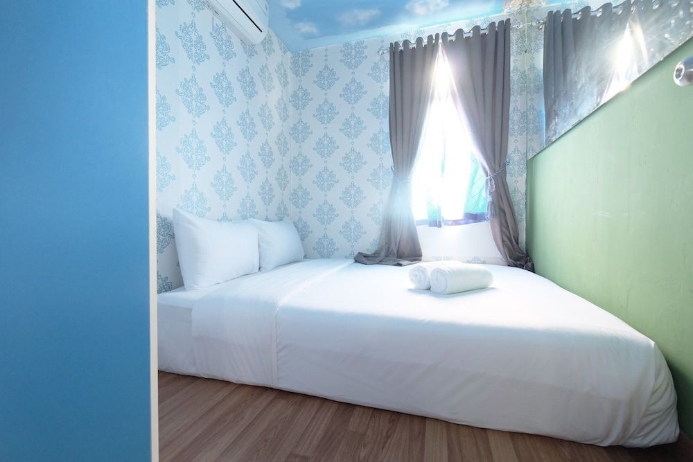 Best Price Greenbay Apartment beside Baywalk Room 5