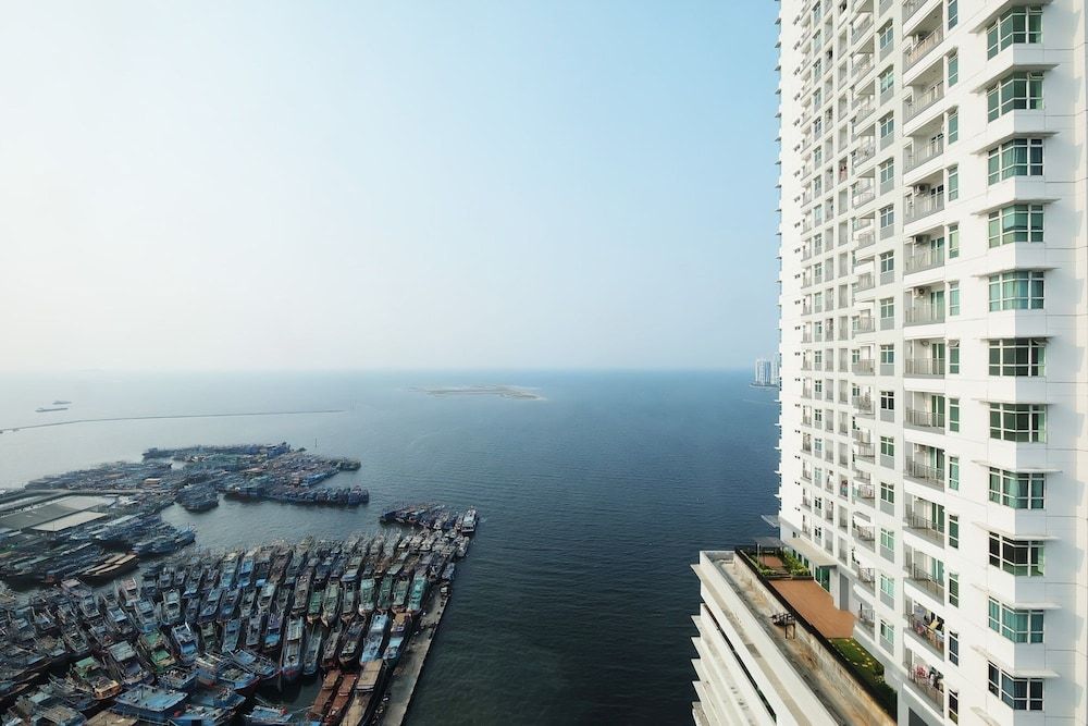 Best Price Greenbay Apartment beside Baywalk Room 13