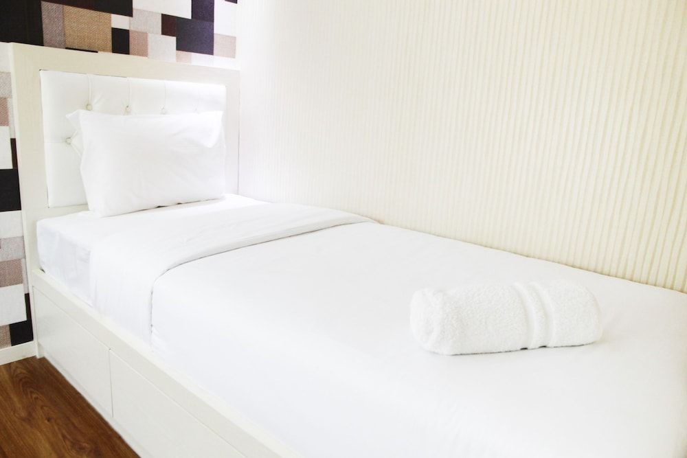 undefined Modern 2BR Green Palace Kalibata City Apartment 8