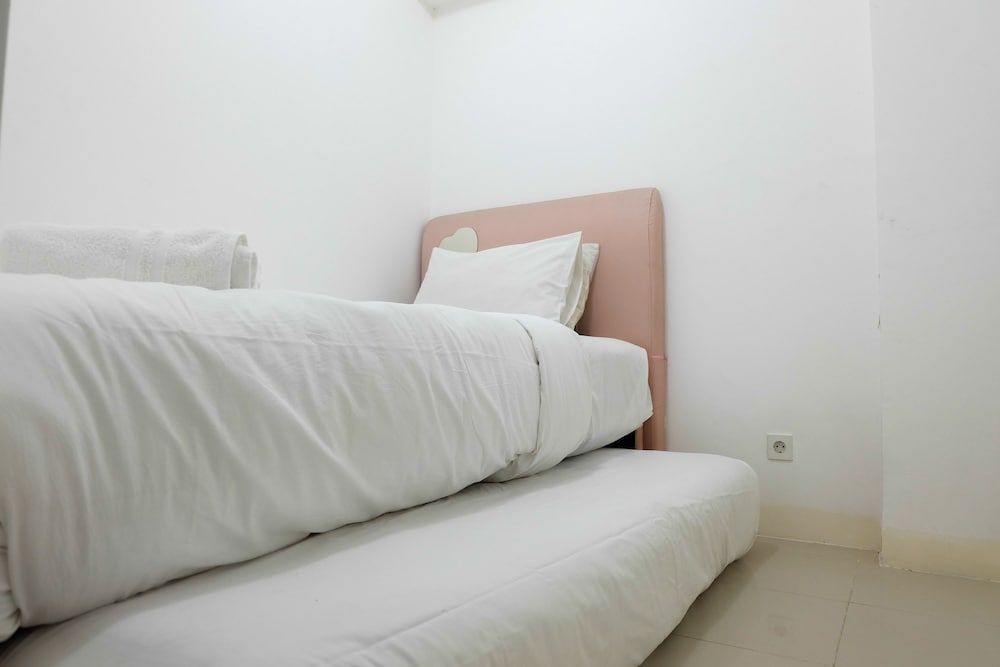 undefined Compact Bassura City Apartment near Jatinegara 10