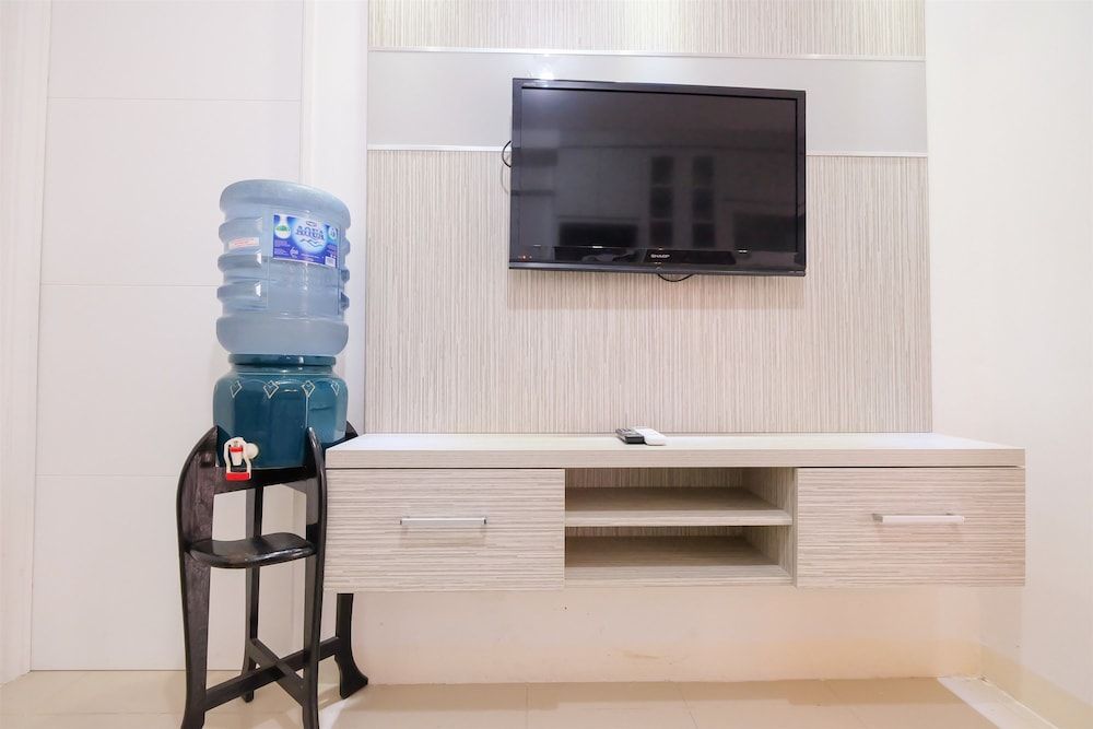 Minimalist Bassura Apartment Direct Access to Bassura City Mall Room 21