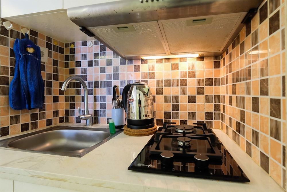 The Wave Apartment near Kota Kasablanka Room 16