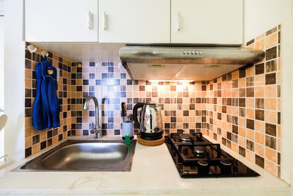 The Wave Apartment near Kota Kasablanka Room 10